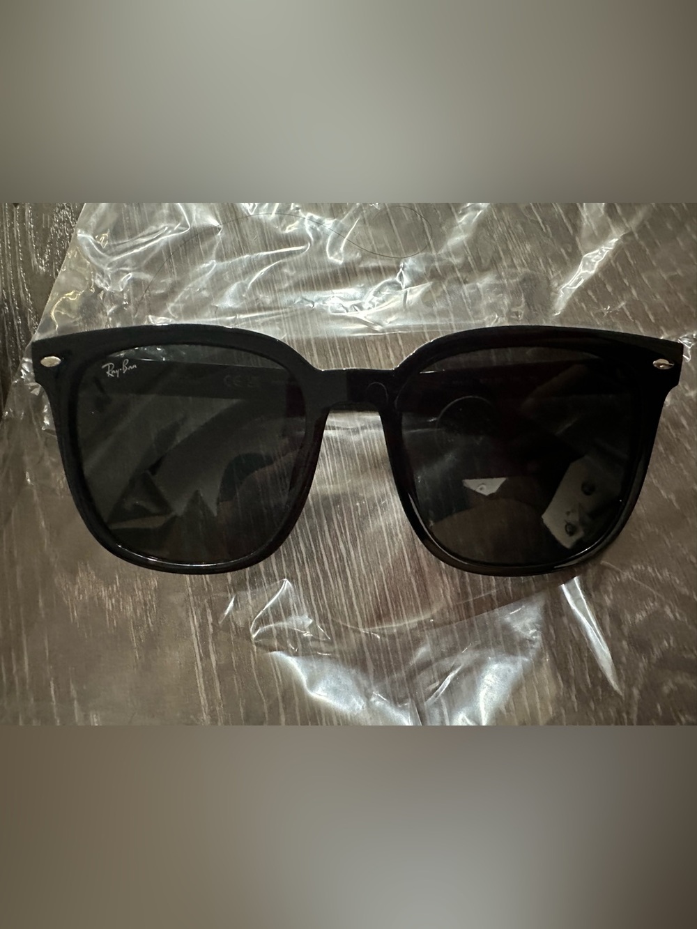 Ray Ban Sunglasses (0RB4401D)